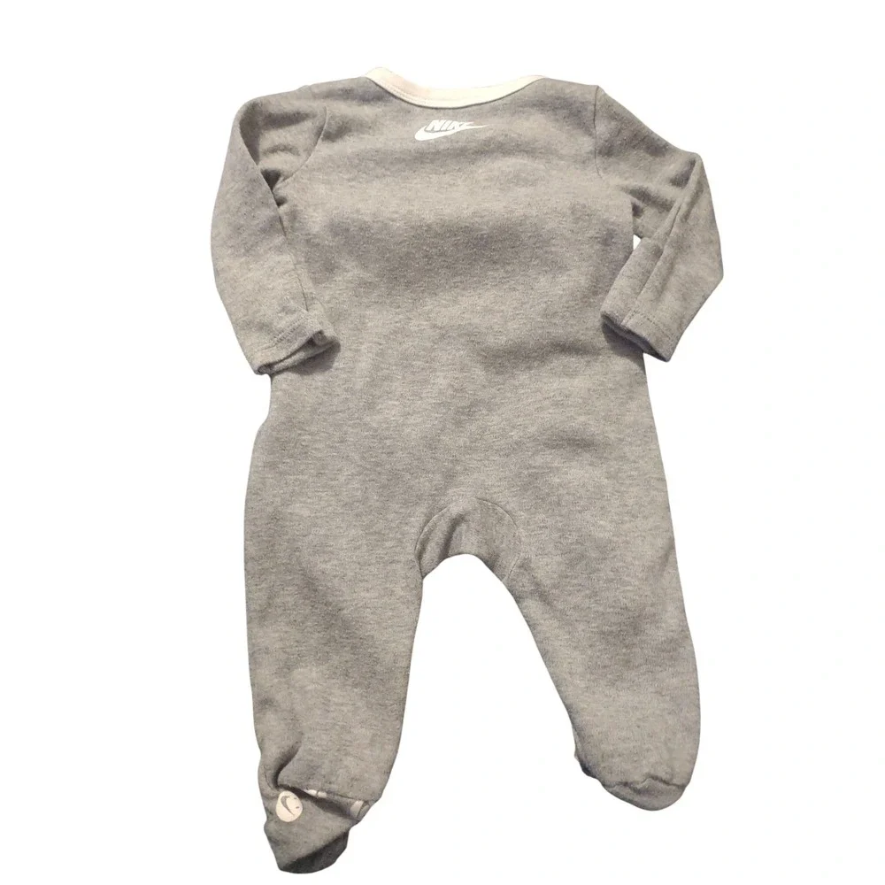 Nike footed baby
